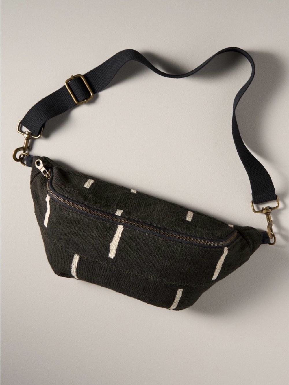 Jenna Bee handmade mudcloth sling Bag in Black and Cream